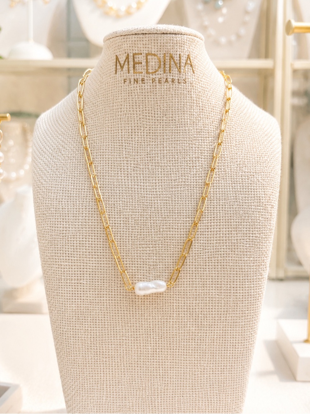MEDINA Gold Chain Necklace with Baroque Pearl